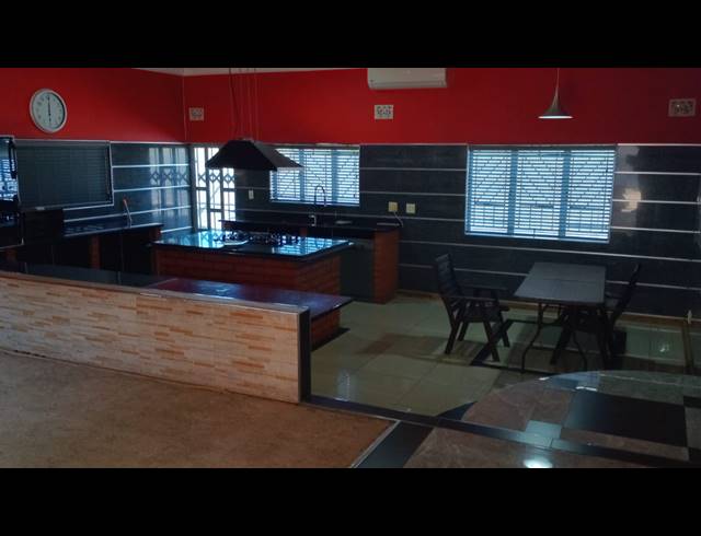 4 BEDROOM HOUSE FOR SALE IN MALVERN